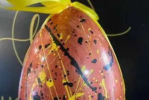 Gros oeuf couleur